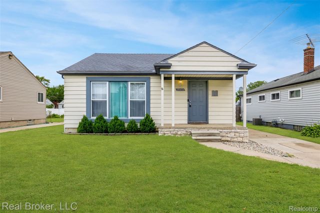 29454 Barton Street, Garden City, MI 48135