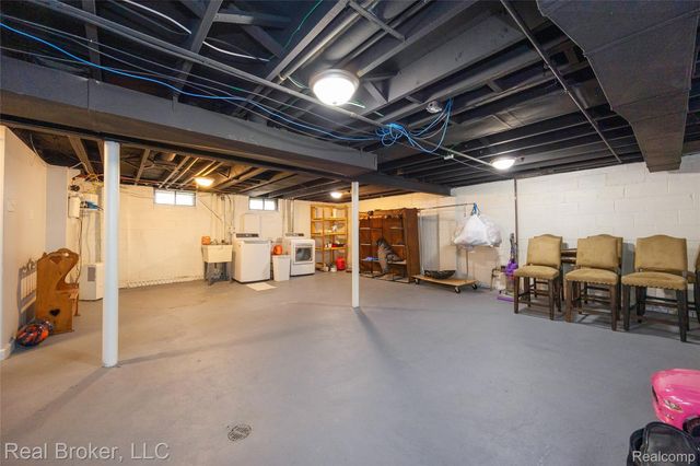29454 Barton Street, Garden City, MI 48135