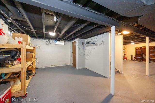 29454 Barton Street, Garden City, MI 48135