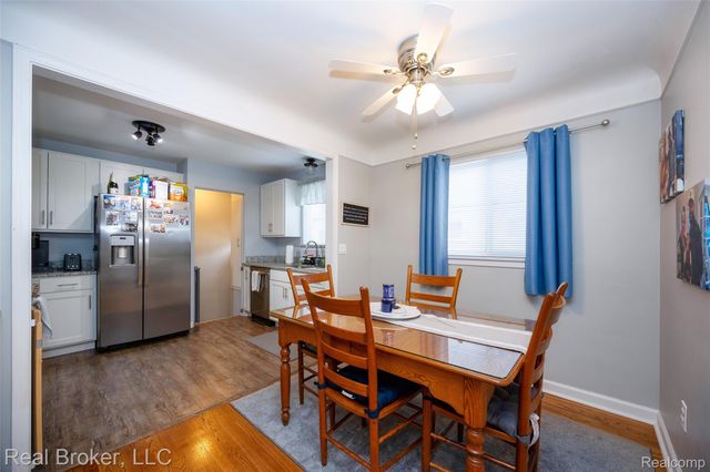 29454 Barton Street, Garden City, MI 48135