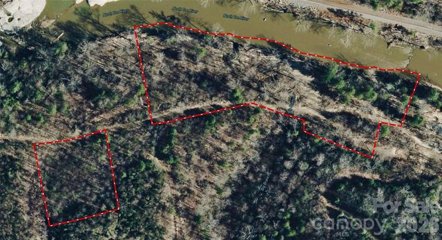 000 River Way, Spruce Pine, NC 28777