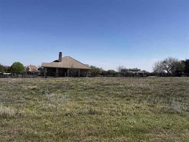 1832 Art Adams WAY, Spicewood, TX 78669