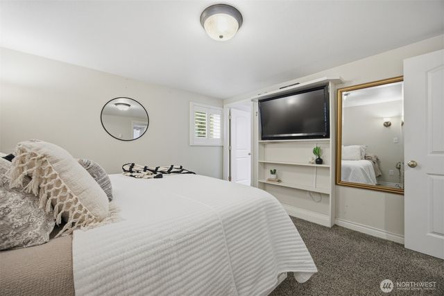 2950 Plymouth Drive, Bellingham, WA 98225