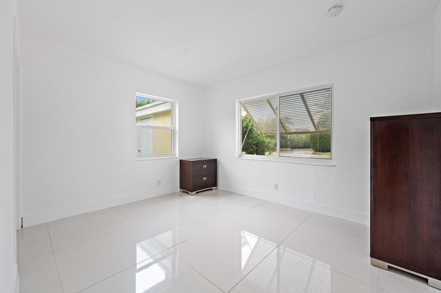 4030 E Gem Lake Drive, West Palm Beach, FL 33406