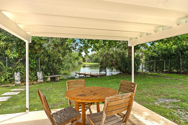 4030 E Gem Lake Drive, West Palm Beach, FL 33406