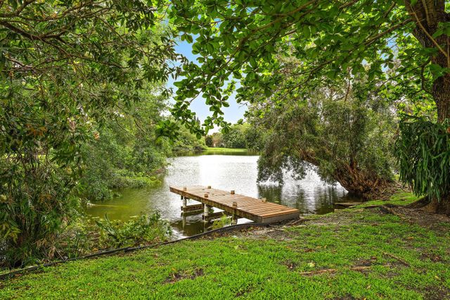 4030 E Gem Lake Drive, West Palm Beach, FL 33406