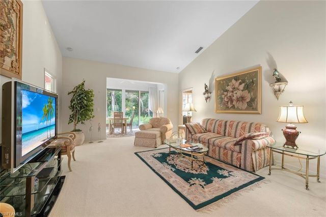 8026 Glen Abbey CIR, Fort Myers, FL 33912