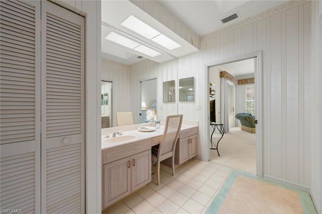 8026 Glen Abbey CIR, Fort Myers, FL 33912