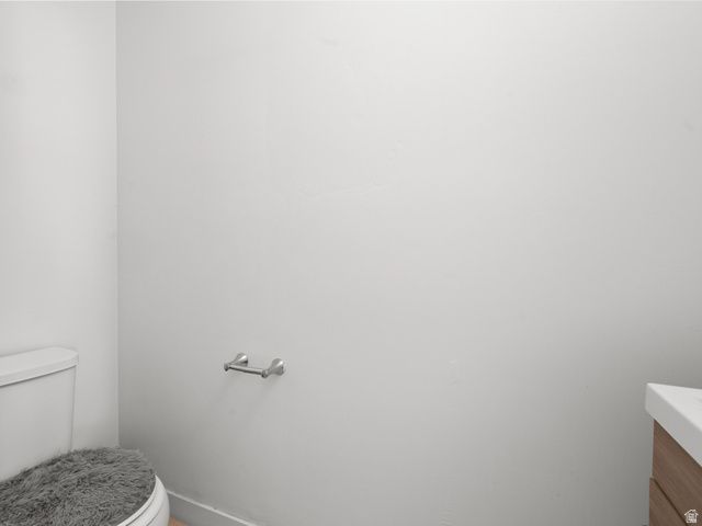 7593 S BEAR GULCH RD, West Jordan, UT 84081