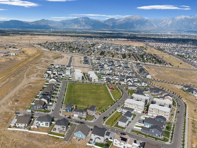 7593 S BEAR GULCH RD, West Jordan, UT 84081