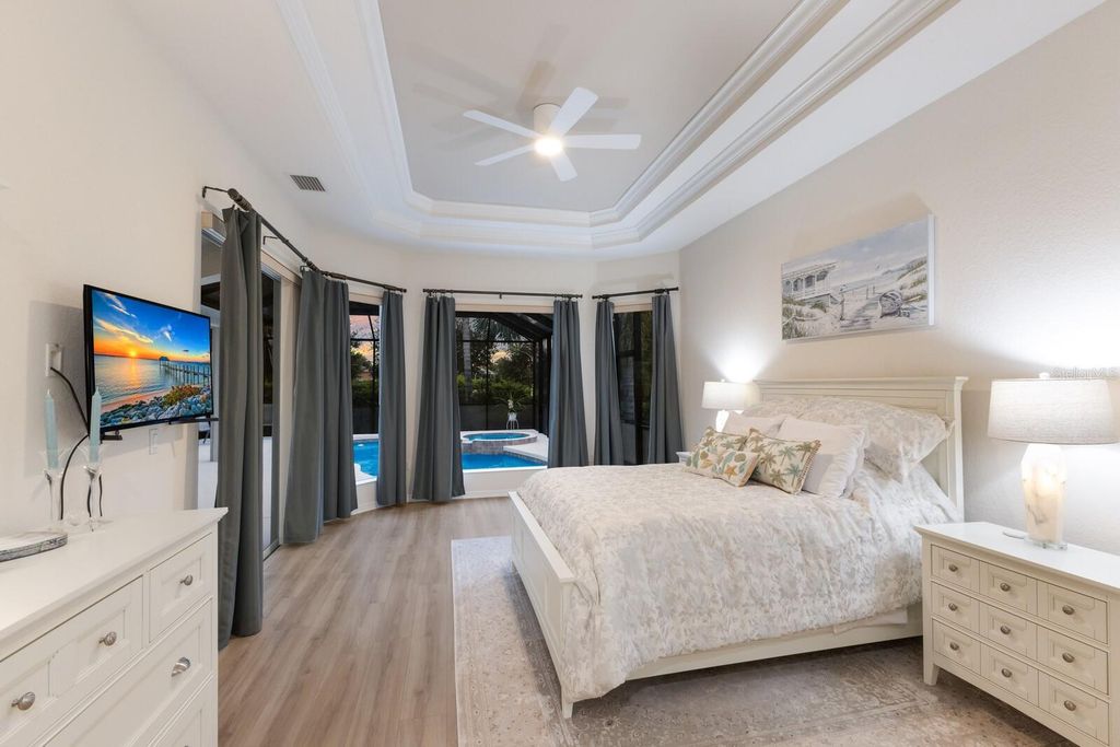 Image 11 of property listing at 12838 DAISY PLACE, Bradenton, FL 34212