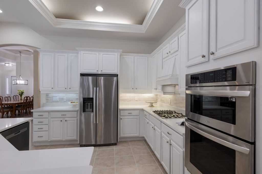 Image 18 of property listing at 12838 DAISY PLACE, Bradenton, FL 34212