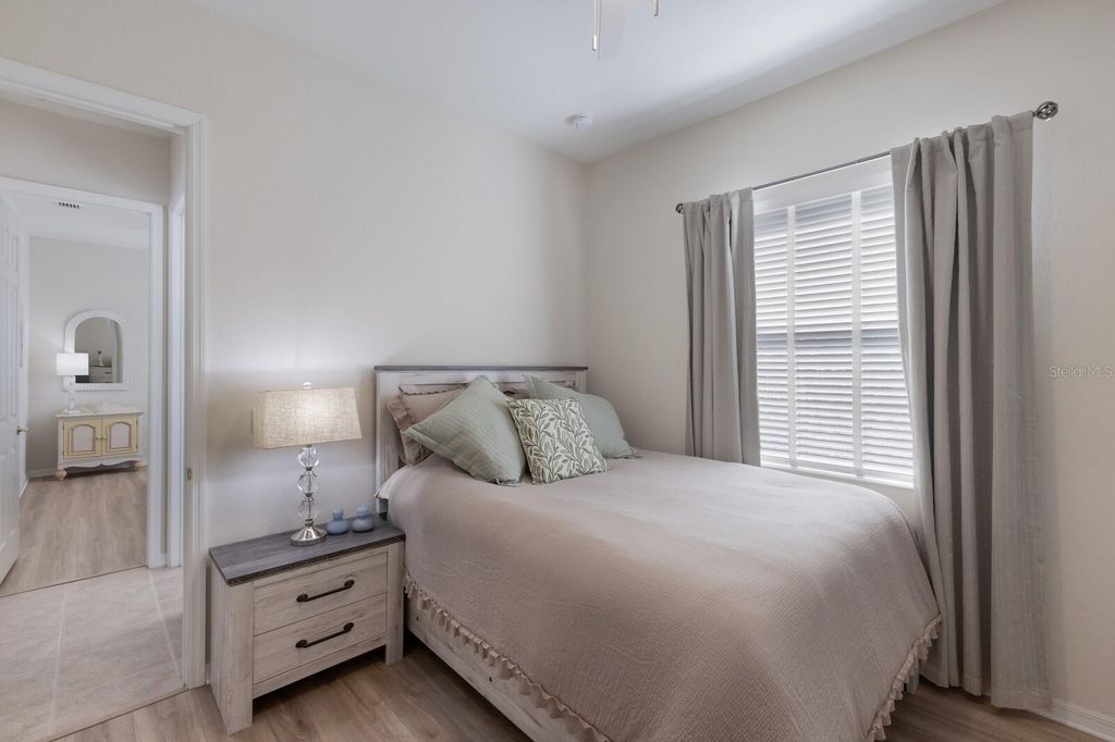 Image 28 of property listing at 12838 DAISY PLACE, Bradenton, FL 34212