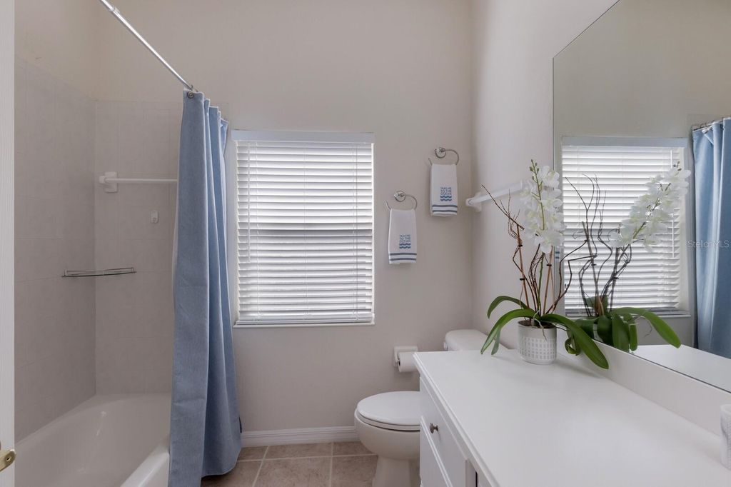 Image 31 of property listing at 12838 DAISY PLACE, Bradenton, FL 34212