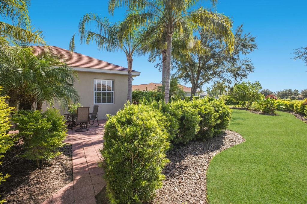 Image 53 of property listing at 12838 DAISY PLACE, Bradenton, FL 34212