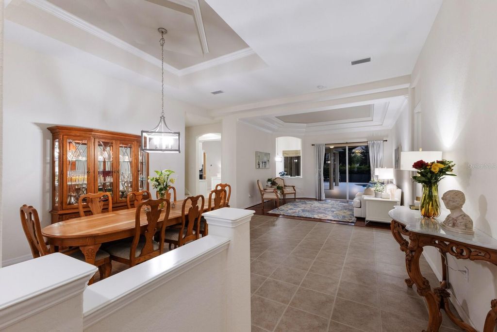 Image 7 of property listing at 12838 DAISY PLACE, Bradenton, FL 34212