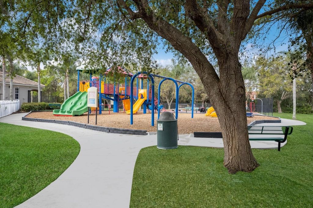 Image 66 of property listing at 12838 DAISY PLACE, Bradenton, FL 34212