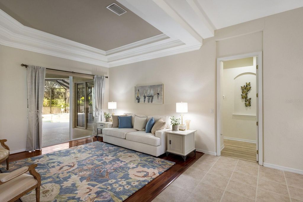 Image 10 of property listing at 12838 DAISY PLACE, Bradenton, FL 34212