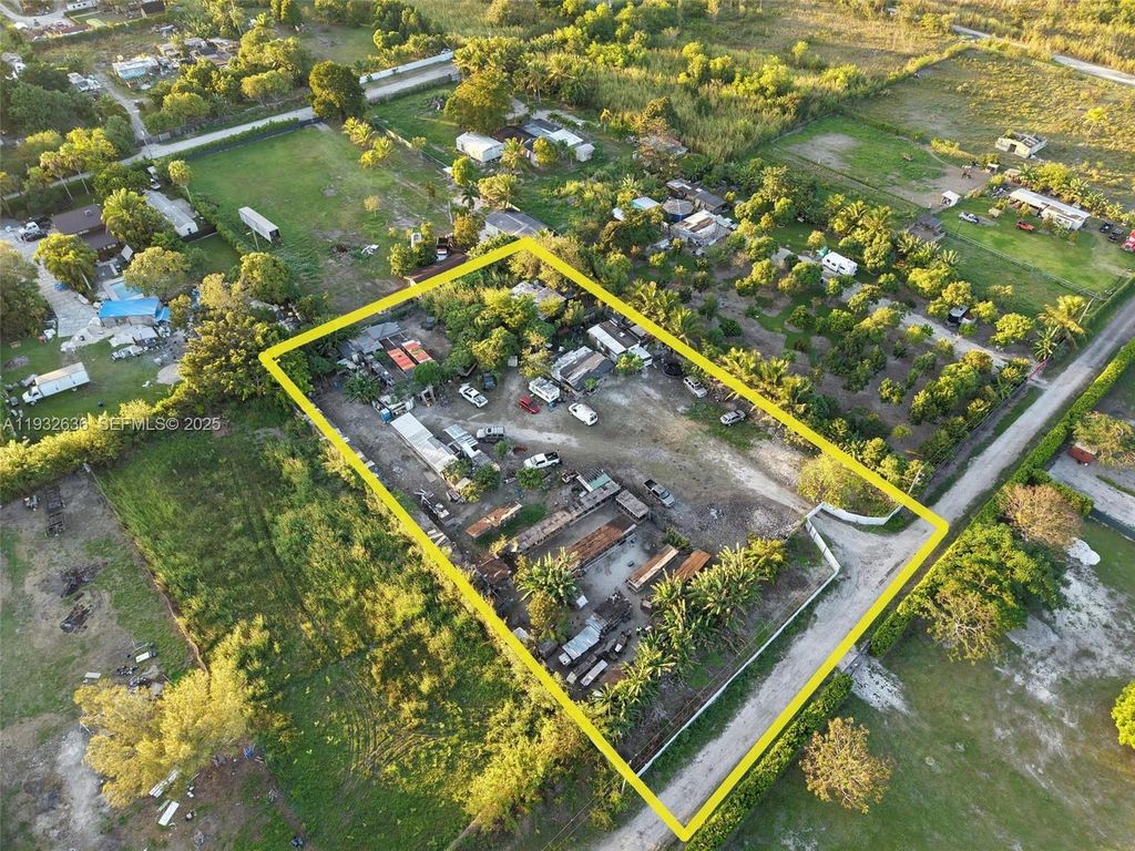 15400 SW 207th ave, Miami, FL 33187