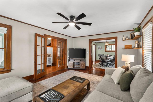 609 Oneida Street, Beaver Dam, WI 53916