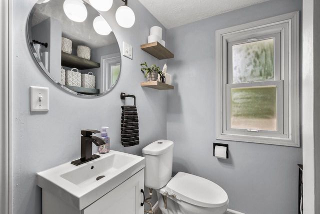 609 Oneida Street, Beaver Dam, WI 53916