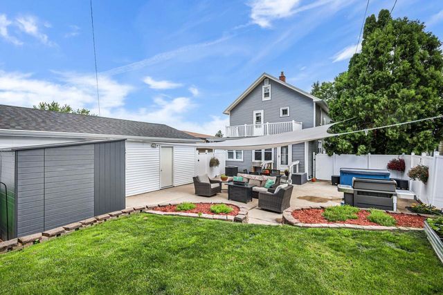 609 Oneida Street, Beaver Dam, WI 53916