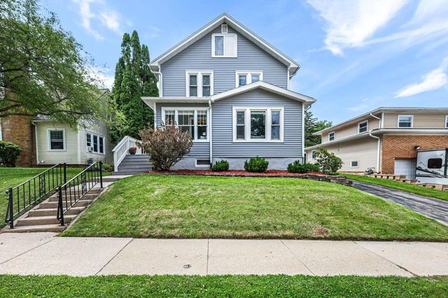 609 Oneida Street, Beaver Dam, WI 53916