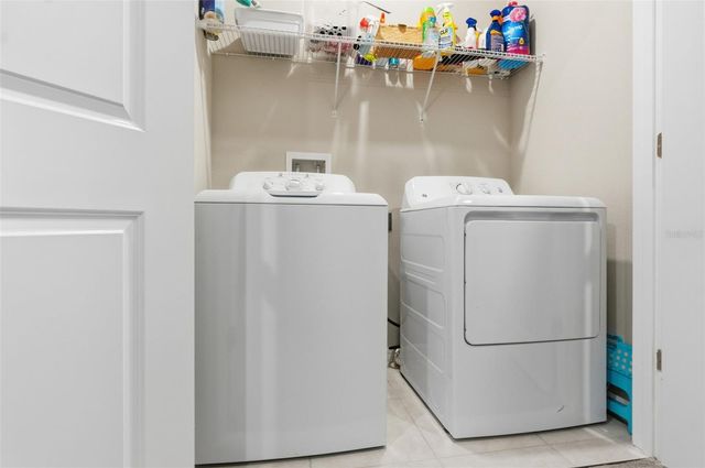 31607 BLUE PASSING LOOP, Wesley Chapel, FL 33545