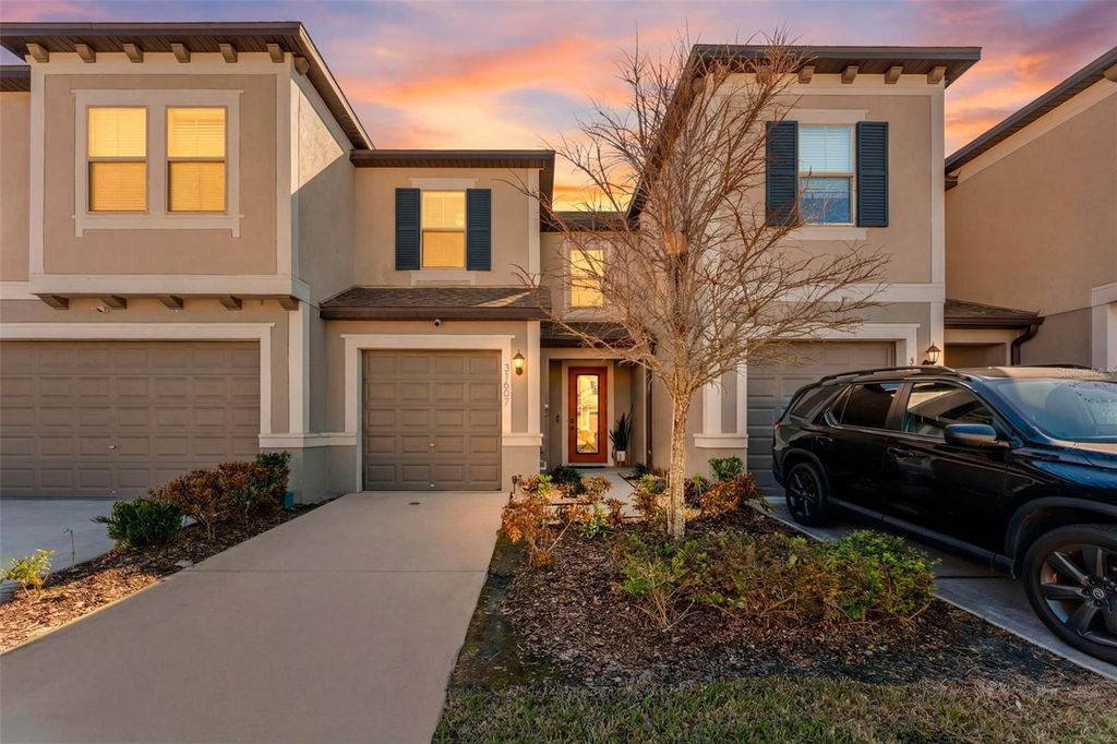 31607 BLUE PASSING LOOP, Wesley Chapel, FL 33545