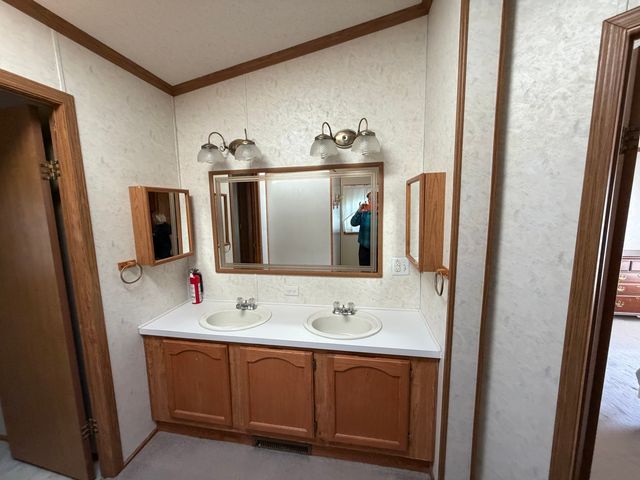 16 Oriole Lane, Beecher, IL 60401