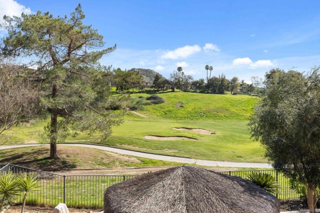 3133 Amberwood Ln, Escondido, CA 92027