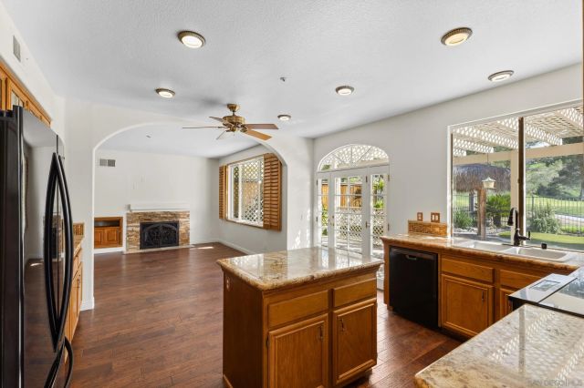 3133 Amberwood Ln, Escondido, CA 92027