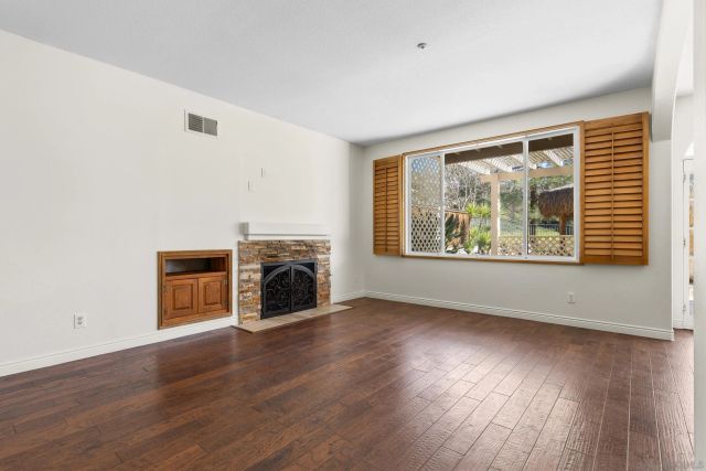 3133 Amberwood Ln, Escondido, CA 92027