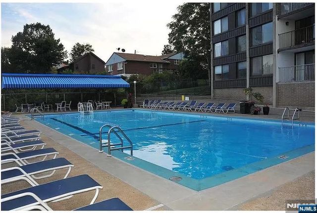 9060 Palisade Avenue 811, North Bergen, NJ 07047