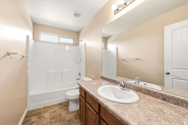 67 W CONDOR RD, Saratoga Springs, UT 84045