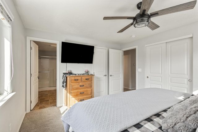 3174 SW Cascade Avenue, Redmond, OR 97756