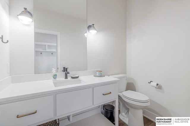 4803 N 189th Street, Elkhorn, NE 68022