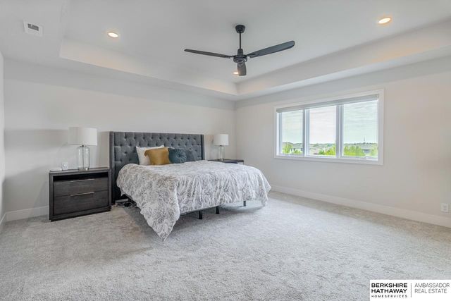 4803 N 189th Street, Elkhorn, NE 68022
