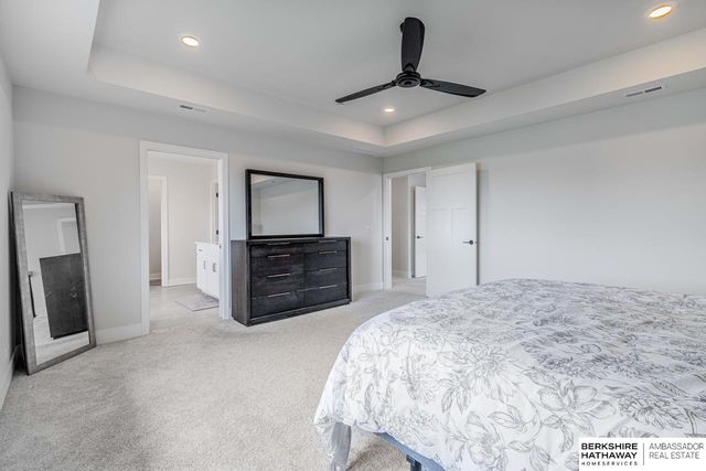 4803 N 189th Street, Elkhorn, NE 68022