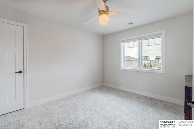 4803 N 189th Street, Elkhorn, NE 68022