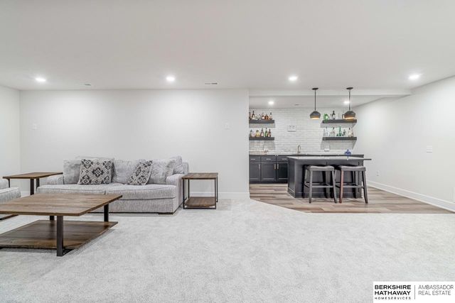 4803 N 189th Street, Elkhorn, NE 68022