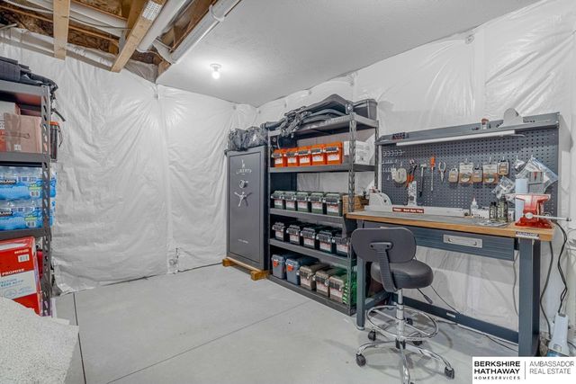 4803 N 189th Street, Elkhorn, NE 68022