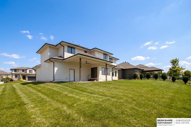 4803 N 189th Street, Elkhorn, NE 68022