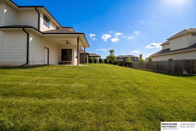 4803 N 189th Street, Elkhorn, NE 68022