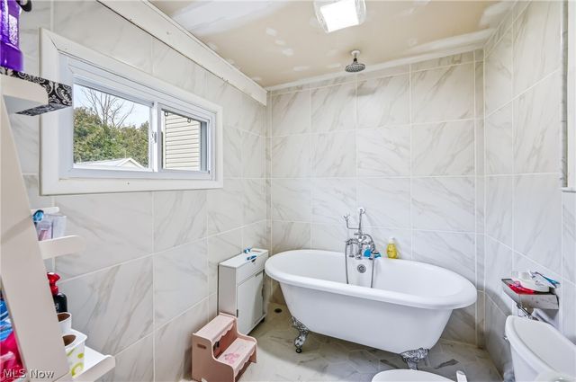 3250 State Route 534, Newton Falls, OH 44444