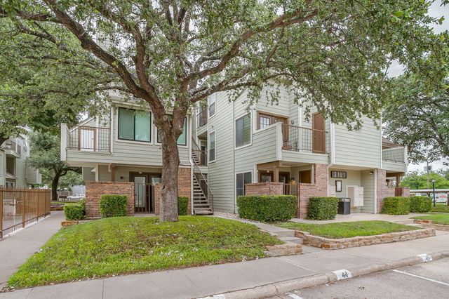 3101 Sondra Drive 207, Fort Worth, TX 76107