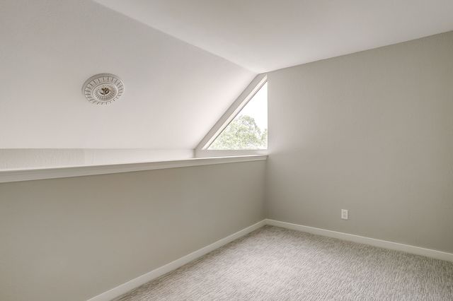 3101 Sondra Drive 207, Fort Worth, TX 76107