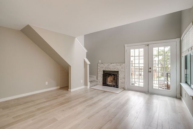3101 Sondra Drive 207, Fort Worth, TX 76107
