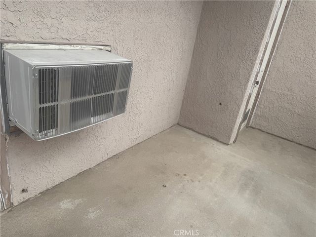 1015 N N Parton C, Santa Ana, CA 92701