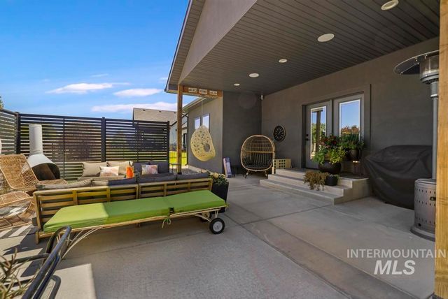 1541 Clear Creek Loop, Twin Falls, ID 83301